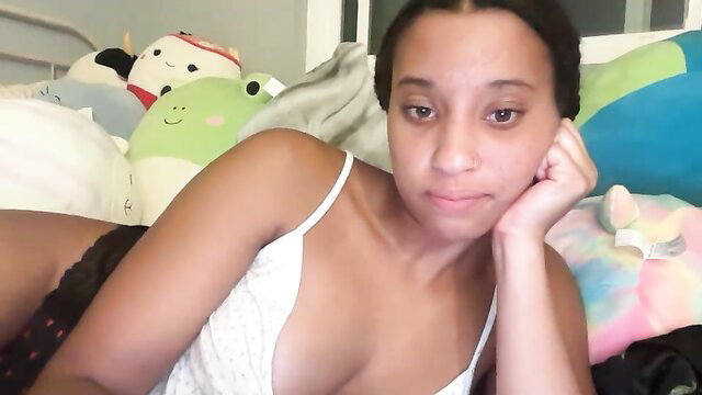 Jazzybabexoxo young black teen in white lingerie on bed with plushies