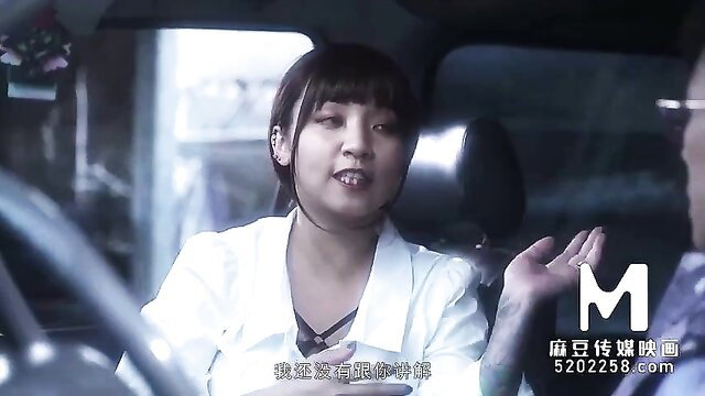 Asian saleswoman Mo Xi Ci in car sexy promotion JAV trailer