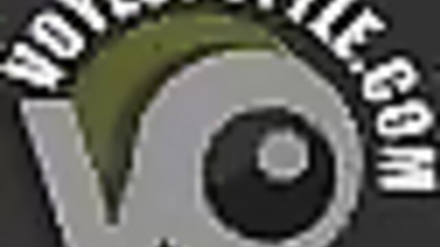 Brave goddess teases delivery man with big tits in sexy lingerie