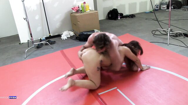 Syren De Mer nude wrestling Kyle in Sexual Supremacy Match