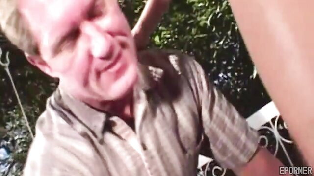 Darkhaired babe banged on swing by man outdoor POV