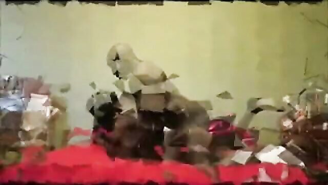 Amateur bodybuilder dominates faggyboi in hardcore wrestling sex