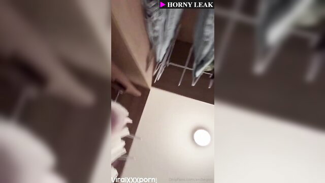 Andie Elle teases wet pussy masturbating in leaked OnlyFans video