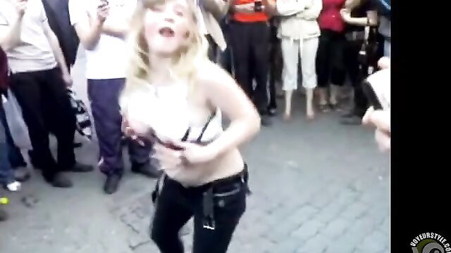 Curvy blonde chick fondled while dancing in public crowd