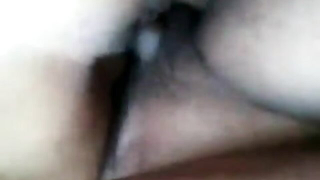 Blurry Bangladesh babe rides boyfriend's dick in hot amateur cowgirl