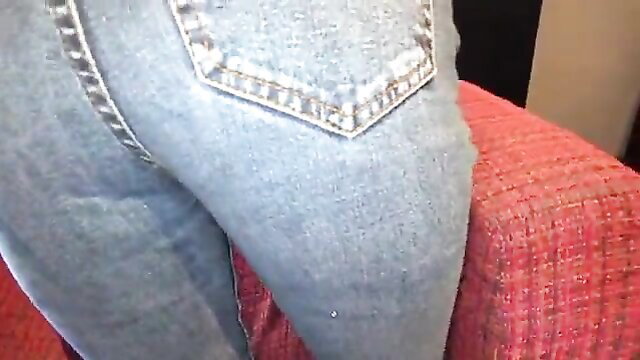 Asian woman in tight jeans shows big ass in CFNM tease