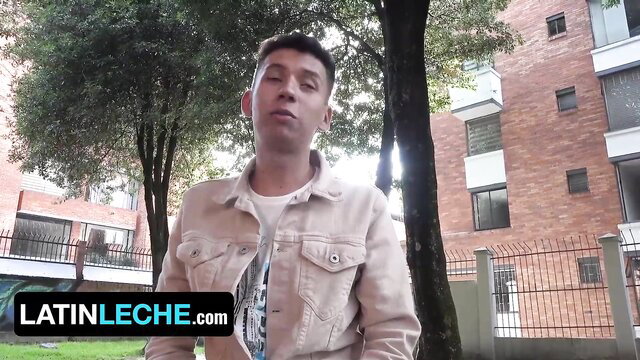 Antu Burghos in outdoor amateur twink interview, Latino leche