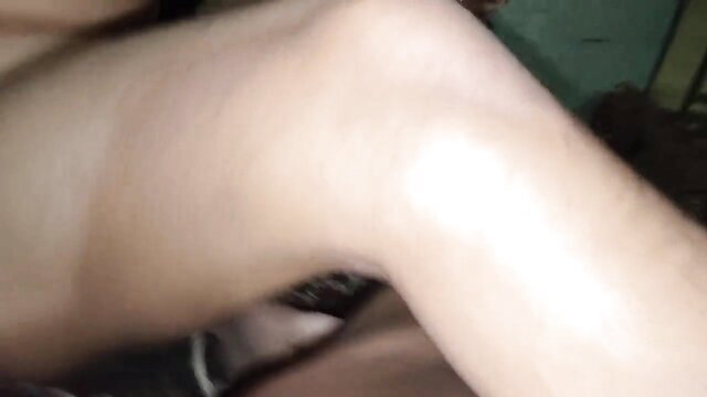 Indian village girlfriend's hairy leg up in amateur romantic sex