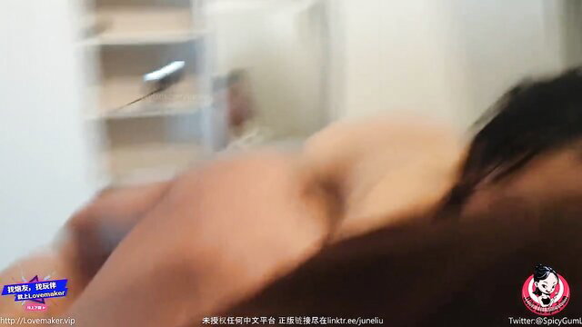 June Liu 刘玥 SpicyGum nude Asian women FFM threesome BJ