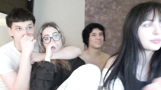 Barbie_meow_wow Chaturbate group with topless guy, young amateurs posing