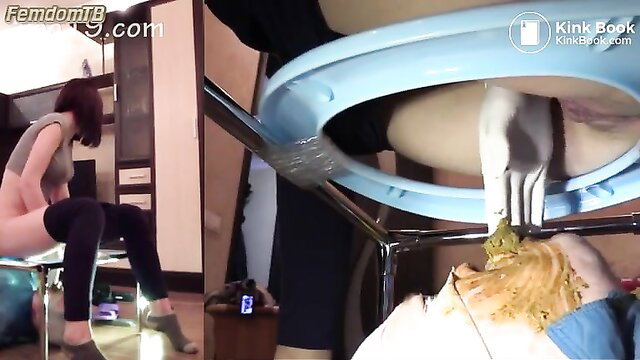 MilanaSmelly luxury scat closeup: woman shits on plate under toilet throne