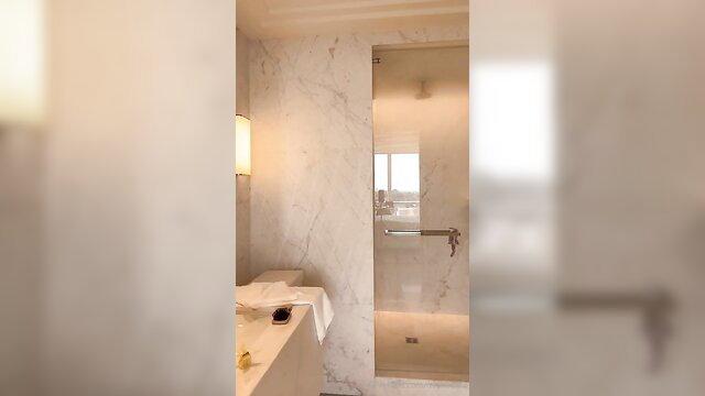 Mia Khalifa teases naked after shower in steamy bathroom