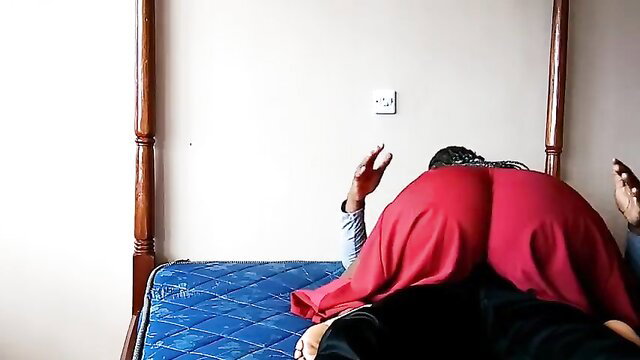 Big booty ebony ex-gf fucked hard doggystyle in amateur vid