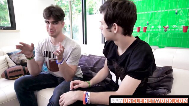 Twink stepbrothers in SayUncleNetwork taboo rimming bareback video