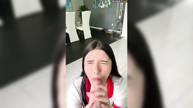 Strawberrytabby sucking cock closeup in pizza delivery OnlyFans leak