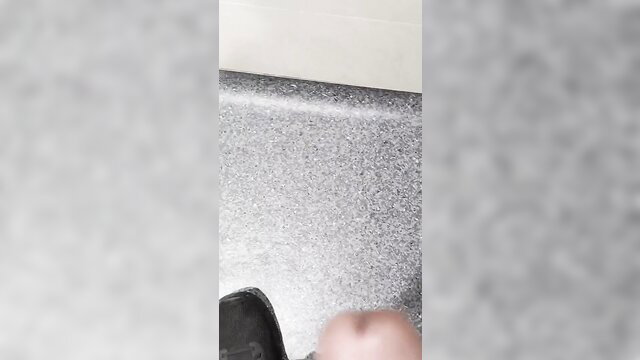 Mrhorny4u96 close-up cock jerkoff on granite counter