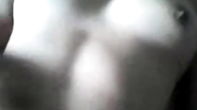 Blurry Bangladeshi girlfriend homemade lover sex closeup