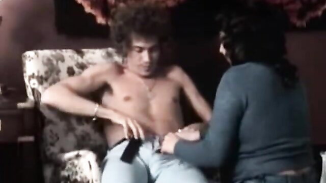 Retro 80s hardcore: hairy guy shirtless, woman pulls out his cock in Escort Girl