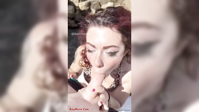 Redhead caught at beach licking pussy by voyeur outdoor