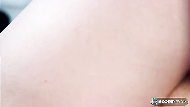 Plump Tiggle big booty closeup in Plump Porn Meet