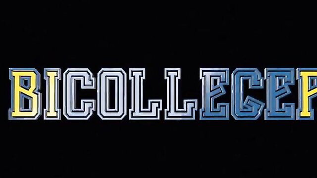 BiCollege muscle jock and blond freshmen in hot bi threesome