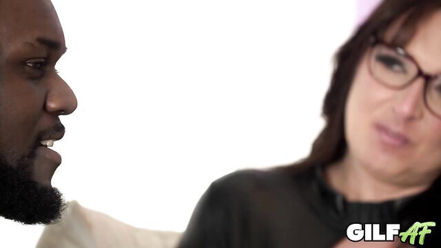 Ruby Cattrall GILF with BBC in intimate WRB scene