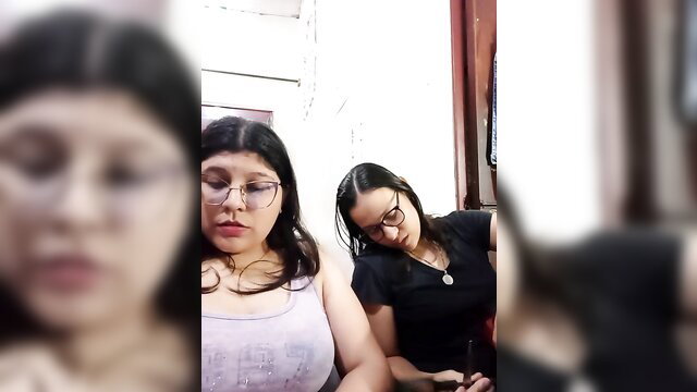 ValeryAndRouss latina babes in tank top, teasing stripchat preview