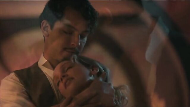 Farah Zeynep Abdullah as Bihter in hot embrace nude scene from 2023