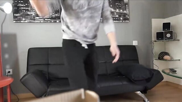 Hot guy dancing in tight pants, bulge tease in steamy amateur hookup