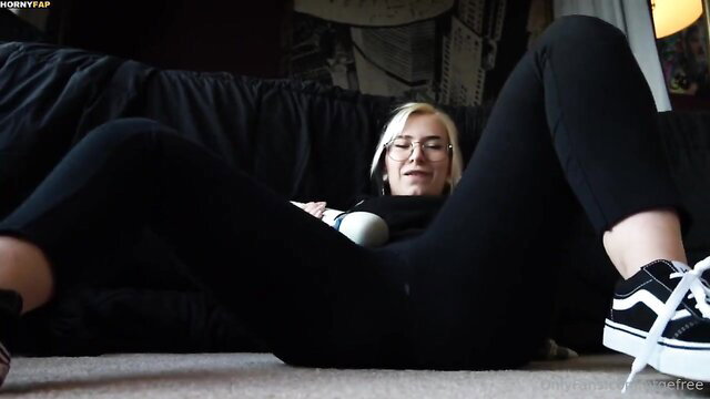 Bigtittygothegg goth blonde masturbating with vibrator on OnlyFans leak