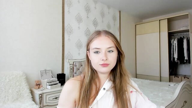 Sunny Love natural shy 18yo big boobs Chaturbate tease