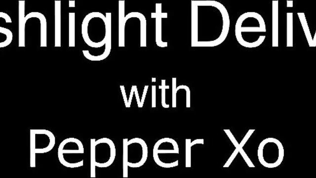 Pepper Xo deepthroat stepsister in highlight delivery scene