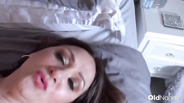 Hot BBW granny with full lips on bed in Old Nanny porn video