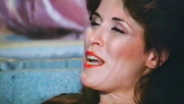 Hillary Summers having an orgasm