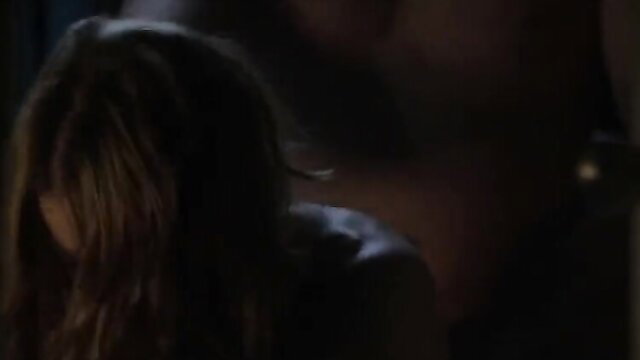 Natasha Henstridge and Leela Tomas in steamy Badge of Honor lesbian scene