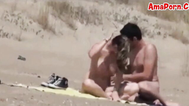 Amateur nudist couple fucking on Lanzarote beach