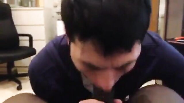 Black amateur guy deepthroating cock, closeup oral action