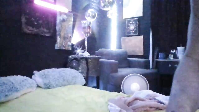streamslive247 pregnant Chaturbate leaked camgirl nude on bed