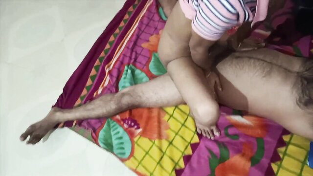 Indian housewife tongues out in doggy anal bang on bed