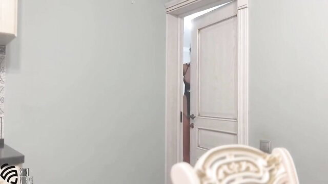 Russian MILF stepmom peeking through door in POV fantasy
