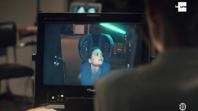 Unseen s01e06 celeb scene: Elisa Echebarria, Jacqueline Bollen nude tits on monitor