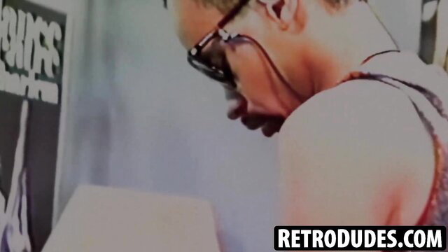 Black retro stud Steve Humper checks out culo with thick cock