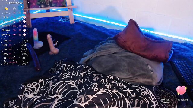 Lilith_green7 goth cam girl with dildos, big ass ahegao tease