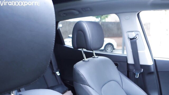 Littlesubgirl teases naked in car seat, sexy upskirt view