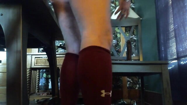 Beardaddychub bends over flashing ass in red Under Armour socks