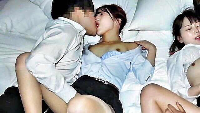 Hot Korean OL new grad threesome kissing and topless on bed