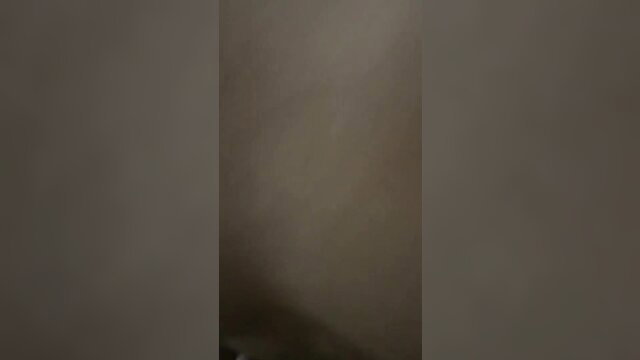 Blurry amateur Pinay after-work fuck closeup