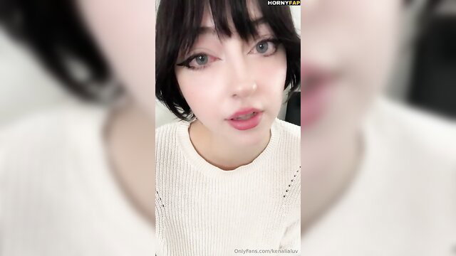 Julia Neis closeup selfie nude lips pout OnlyFans leak