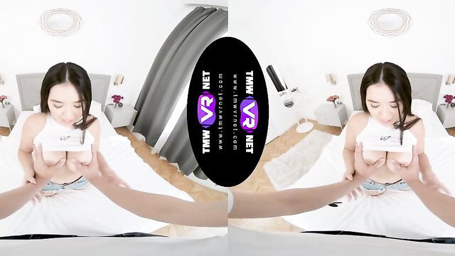 Diana Rius topless apologetic blowjob on white box in VR POV