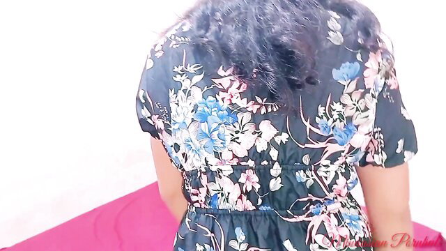 Minaasian in floral dress, steamy Chinese mummy back view tease